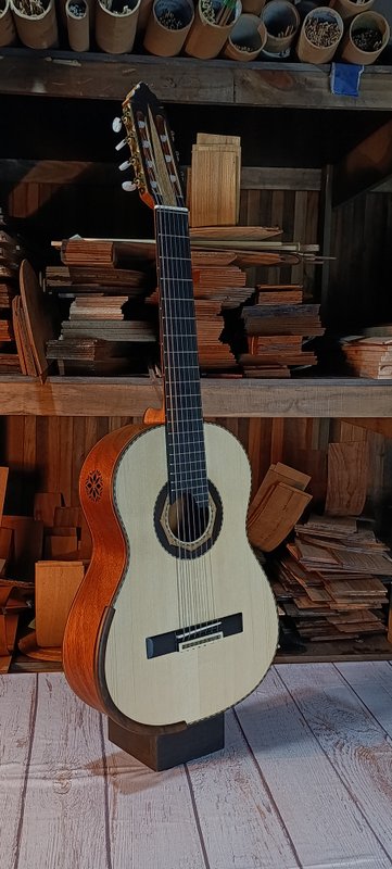 VIOLÃO 7 CORDAS DE AÇO MOGNO